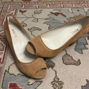 Anne Klein Flex heels
